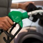Gobierno bajará $500 el precio de la gasolina en febrero, confirmó MinHacienda