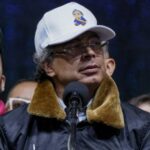 Petro afirmó que el cese de venta de energía a Ecuador será temporal